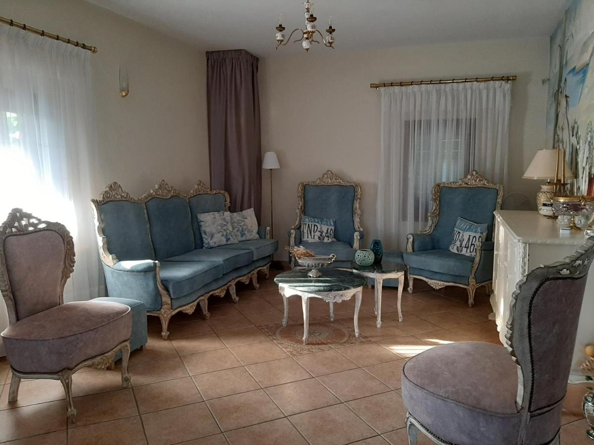 Vintage * Nikiti (Sithonia)